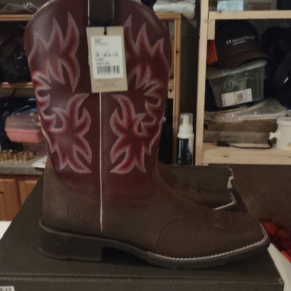 Ariat Men's Western Boots - Brown and Red
